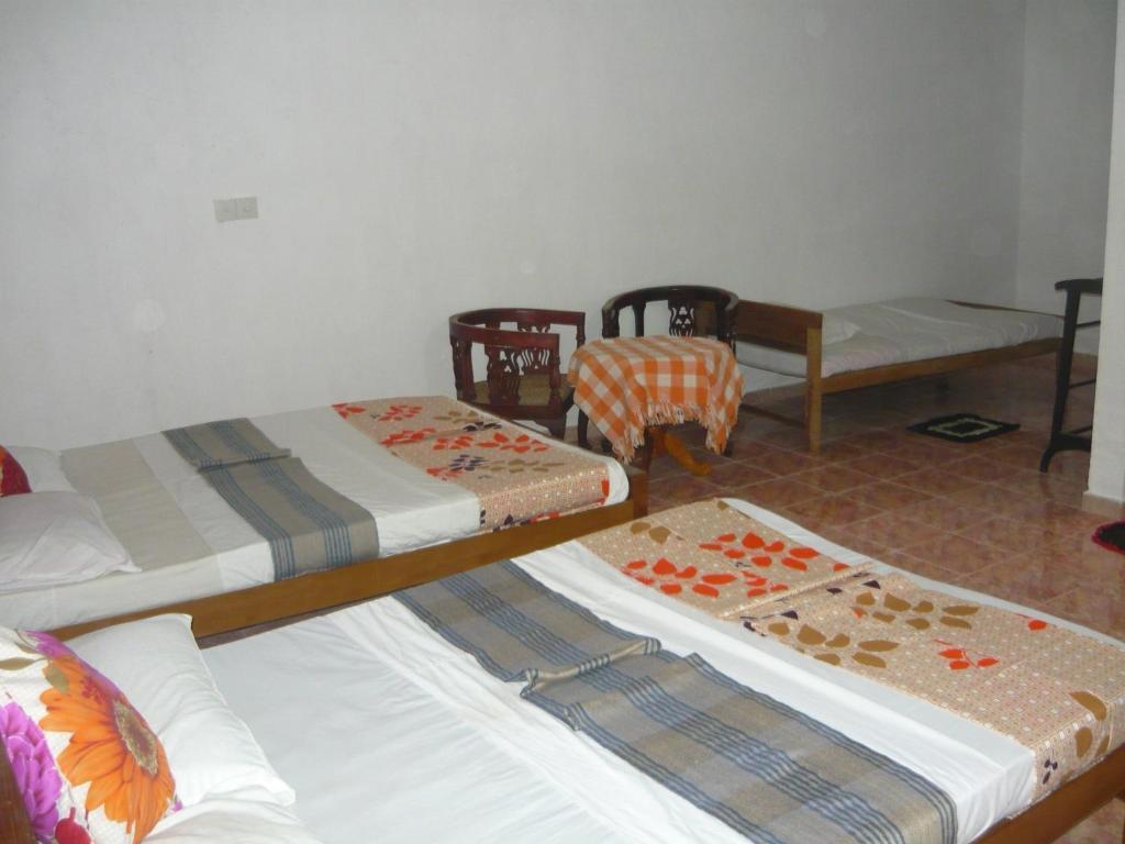 هاباران Sunrise Holiday Resort الغرفة الصورة